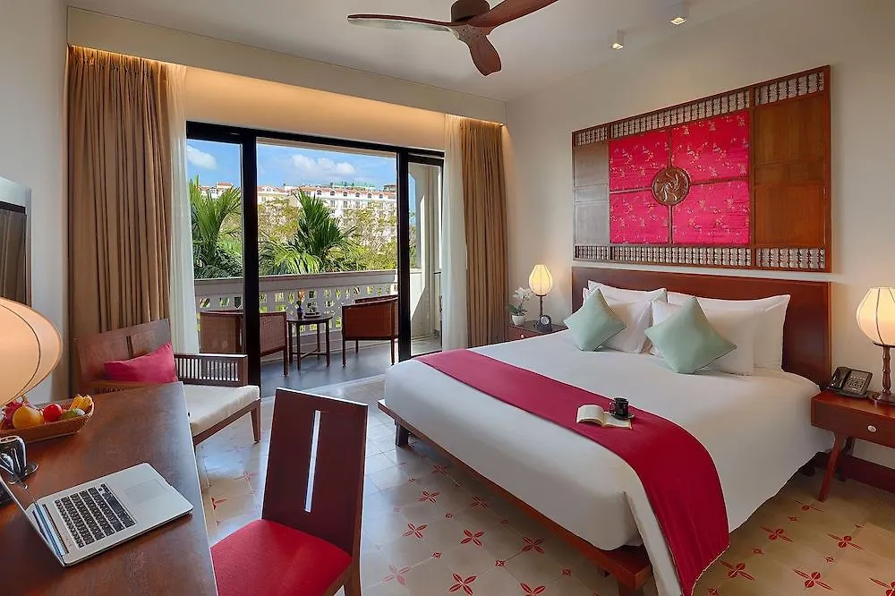 Rivertown Hoi An Resort & Spa 5*,